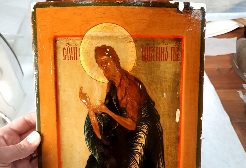 Саратовский музей спасает старинные иконы деисусного чина
